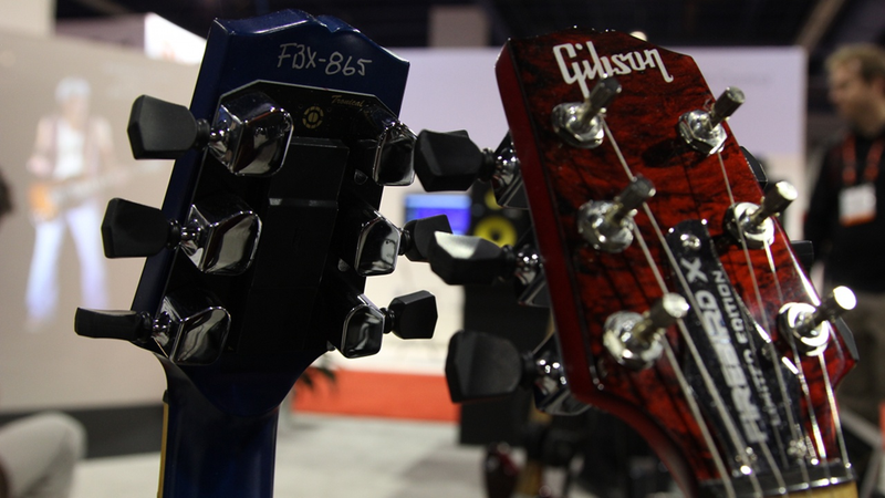 Illustration for article titled Gibson Firebird X Hands-On: The First Digital Guitar You Won't Hate